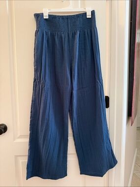 Wide Leg Smocked Waist Pants - Blue